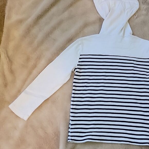 GAP KIDS WHITE WITH NAVY BLUE STRIPES LIGHTWEIGHT HOODIE, SIZE 8 - Picture 6 of 7